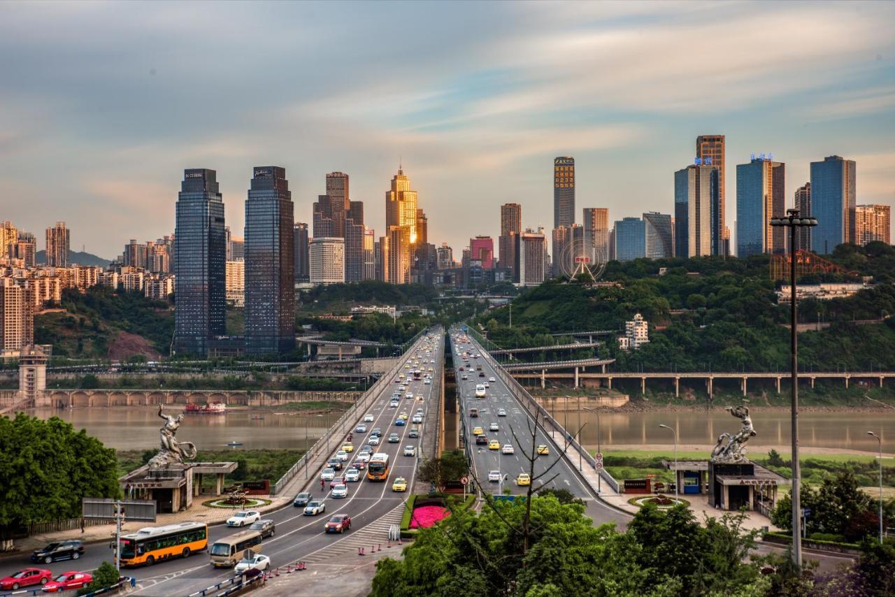 Radisson Blu Plaza Chongqing - Free 2 Bottle Of Local Beer Per Room During Stay 外观 照片