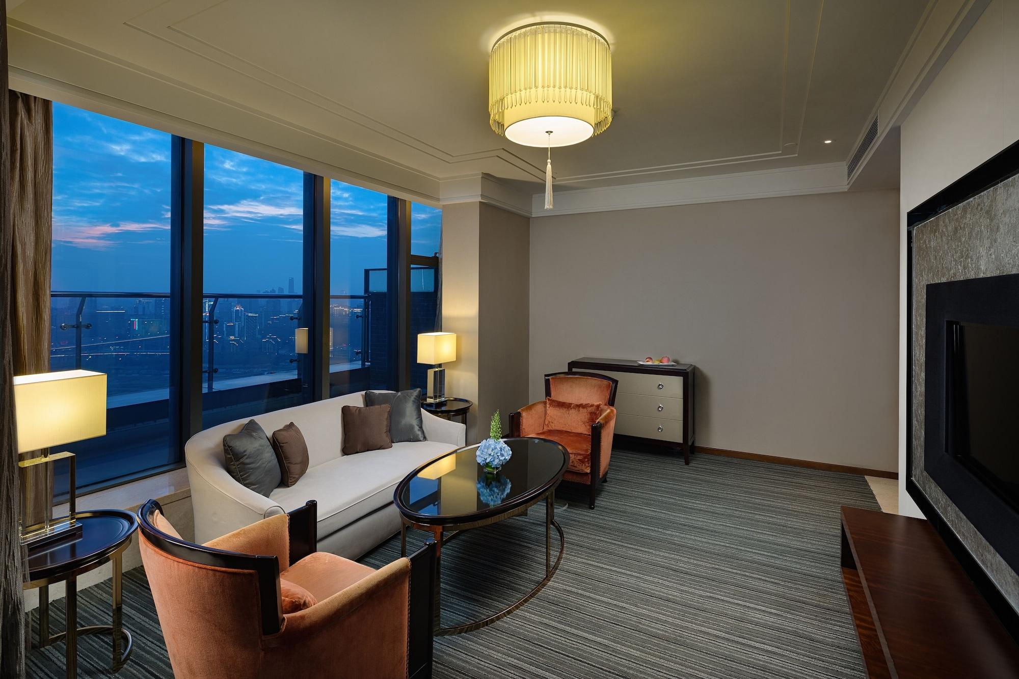 Radisson Blu Plaza Chongqing - Free 2 Bottle Of Local Beer Per Room During Stay 外观 照片