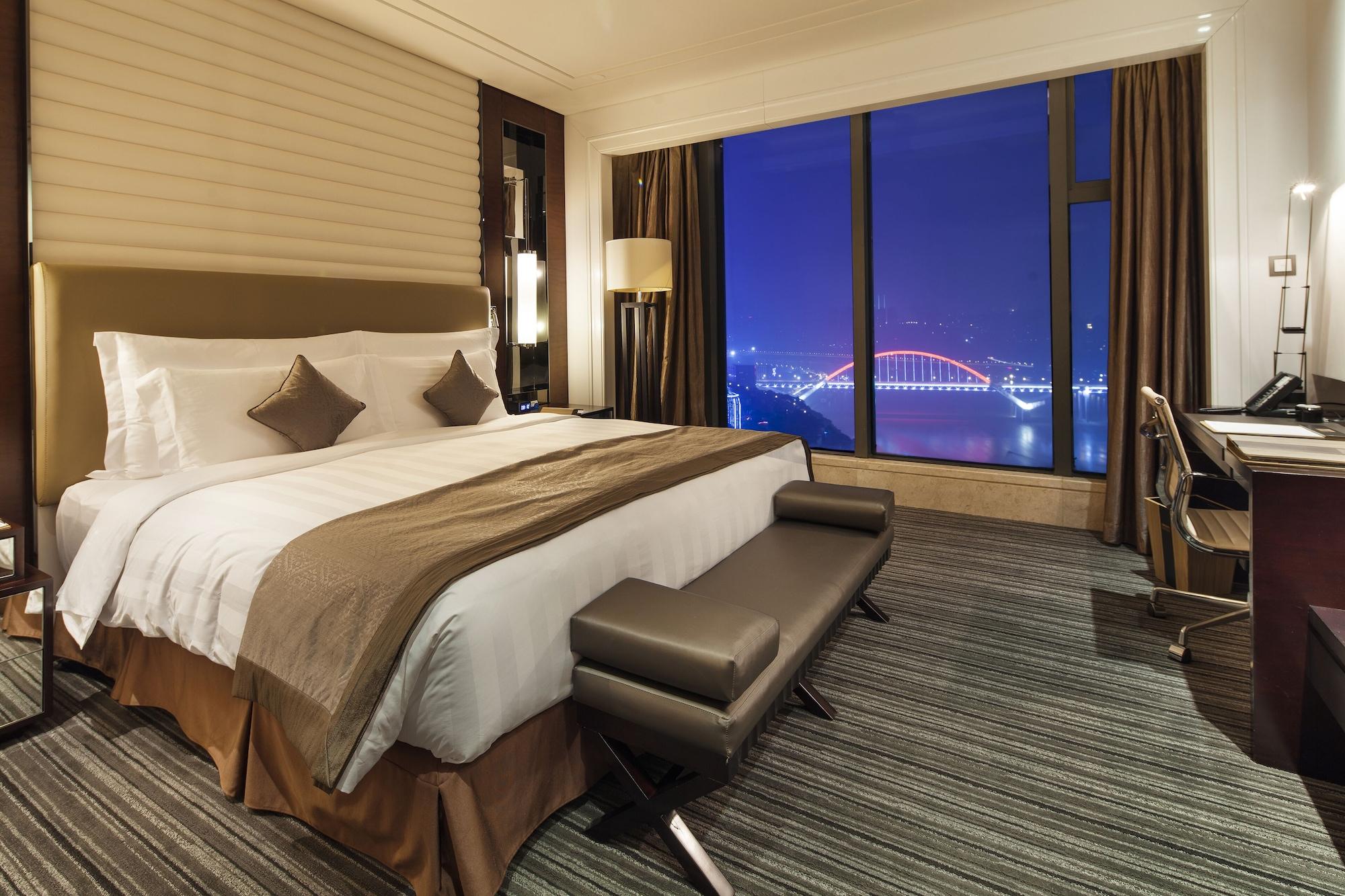 Radisson Blu Plaza Chongqing - Free 2 Bottle Of Local Beer Per Room During Stay 外观 照片
