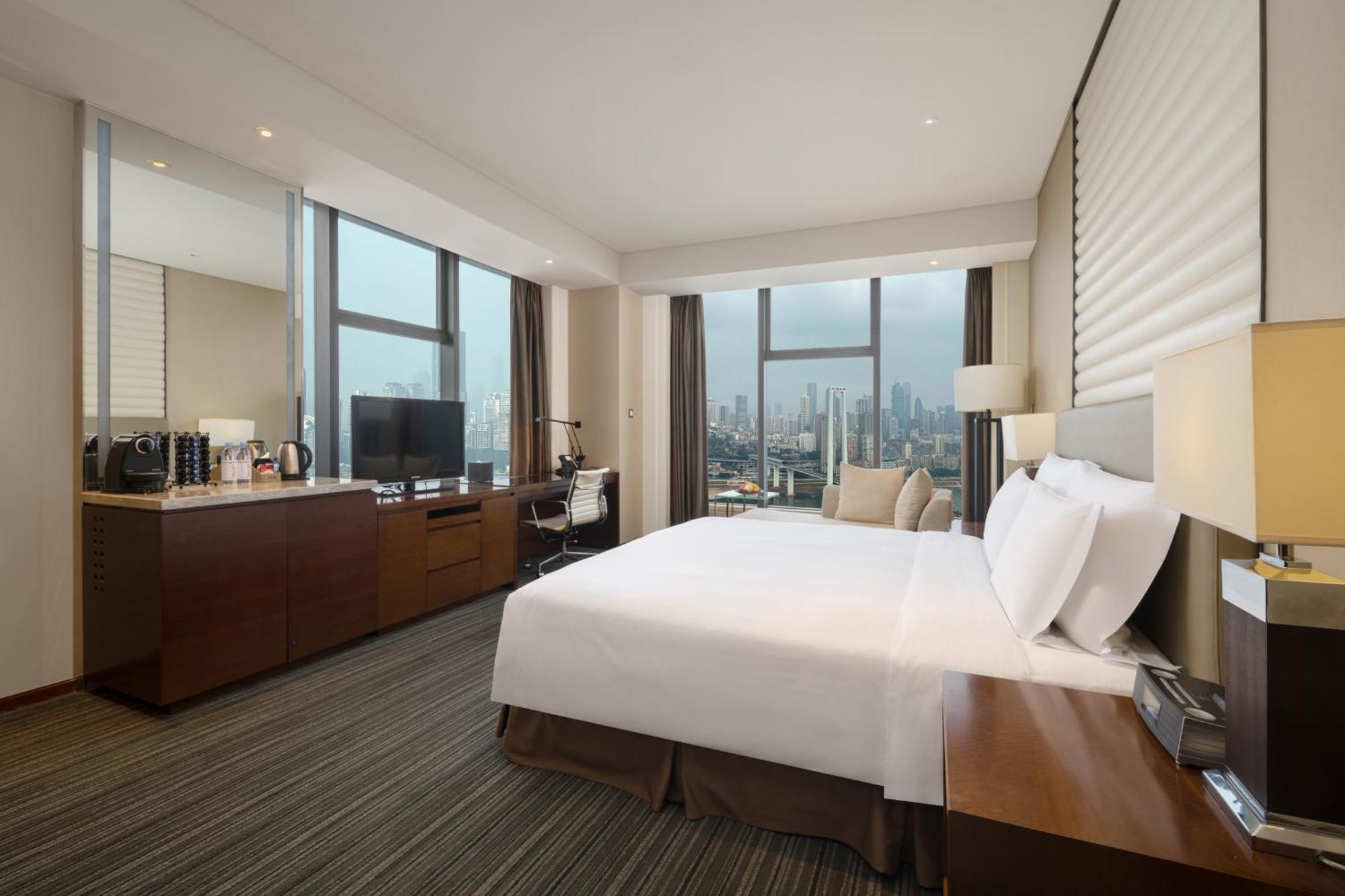 Radisson Blu Plaza Chongqing - Free 2 Bottle Of Local Beer Per Room During Stay 外观 照片